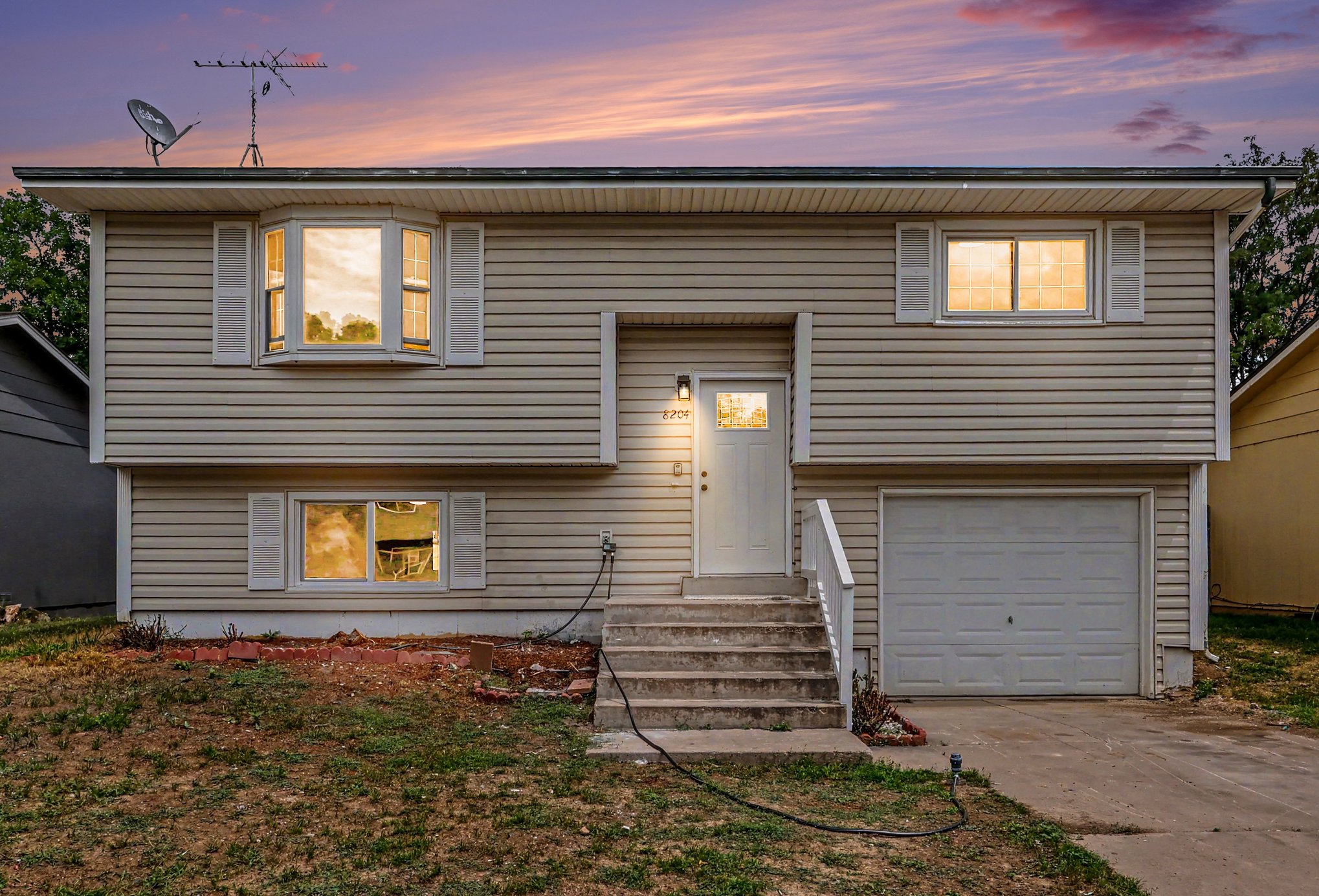 Property main image